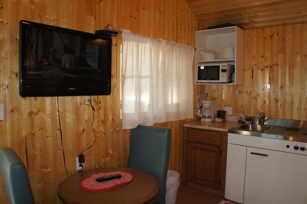 Fairmont Mountain Bungalows Fairmont Hot Springs Pokój zdjęcie