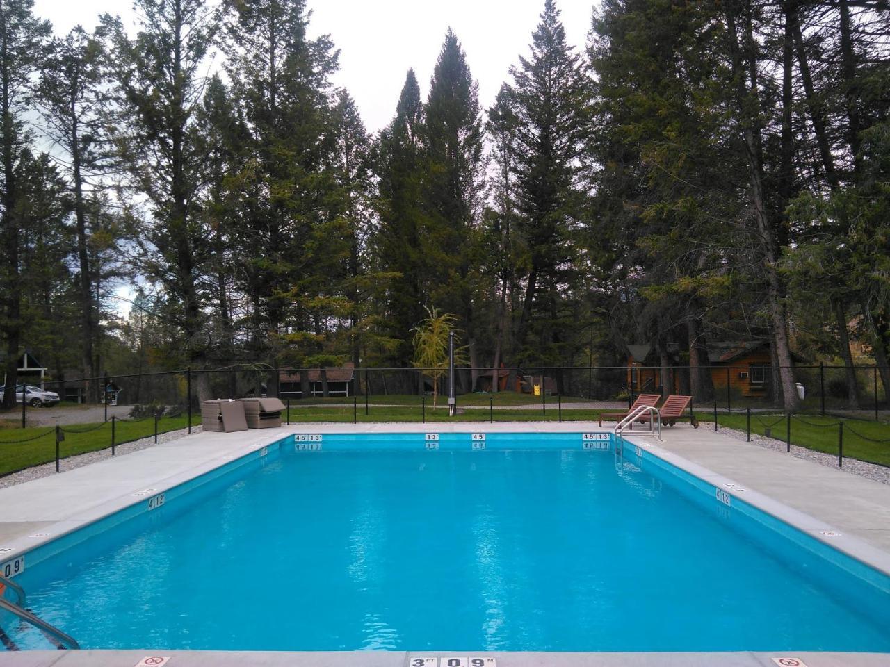 Fairmont Mountain Bungalows Fairmont Hot Springs Zewnętrze zdjęcie