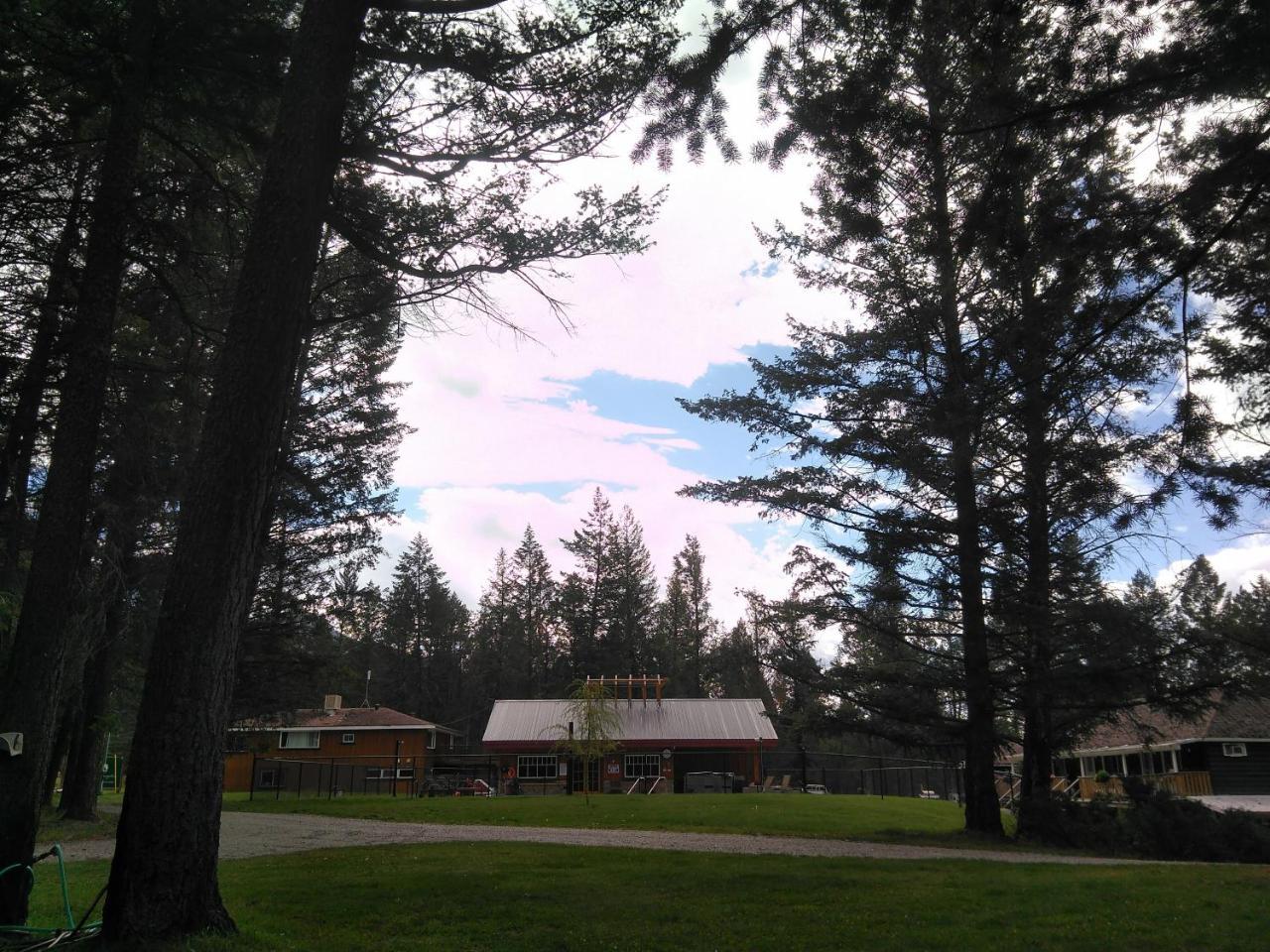 Fairmont Mountain Bungalows Fairmont Hot Springs Zewnętrze zdjęcie